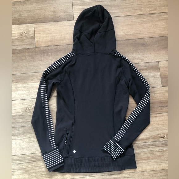 Lululemon Think Fast Hoodie- Black and white Stripe Size 6 - Picture 5 of 5